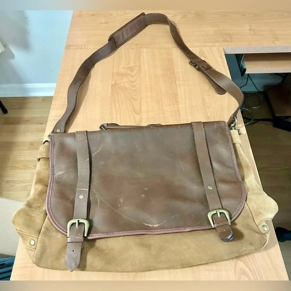 Vintage men Marlboro Gear Leather Briefcase Shoulder Messenger Bag Distressed
